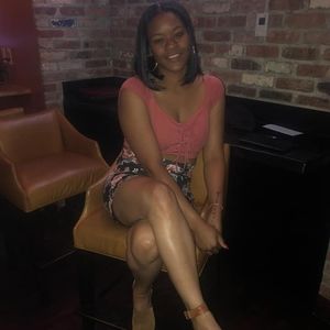 Meet your Posher, Beatrice